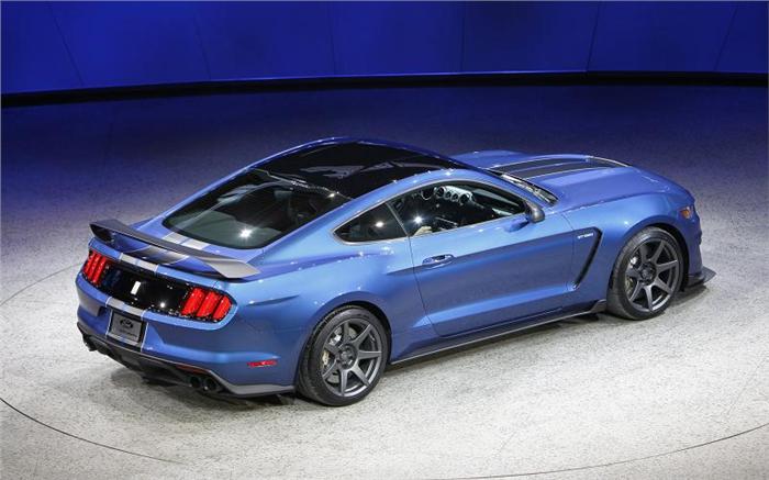 Ford Mustan GT350R photos 2