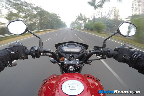 Honda Unicron 160 review 6
