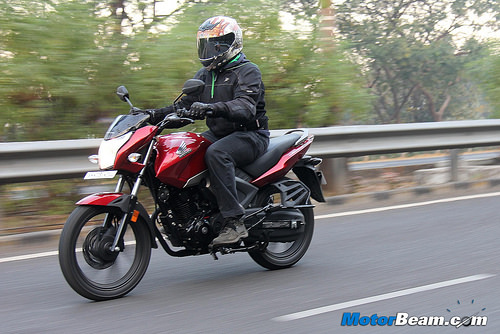 Honda Unicron 160cc review 4