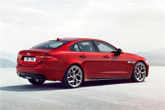 Jaguar XE 2