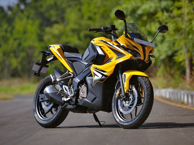 Bajaj Pulsar RS200 Image 2