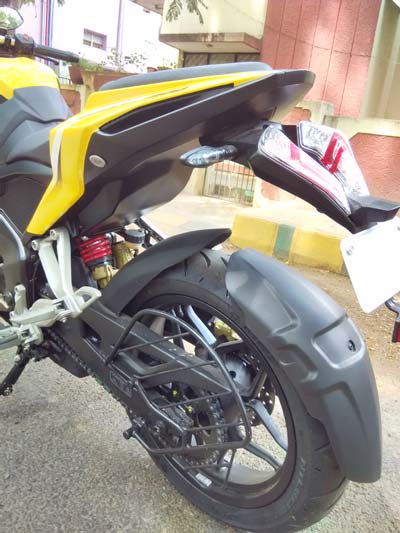 4-Bajaj-Pulsar-Rear-Tail-La