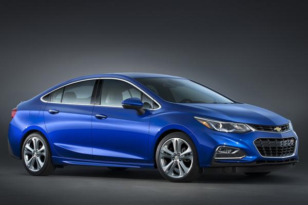 Chevrolet Cruze India Revealed 3