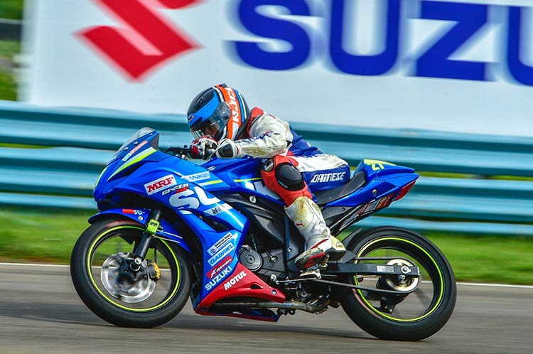 Suzuki Gixxer Sales in October 2015