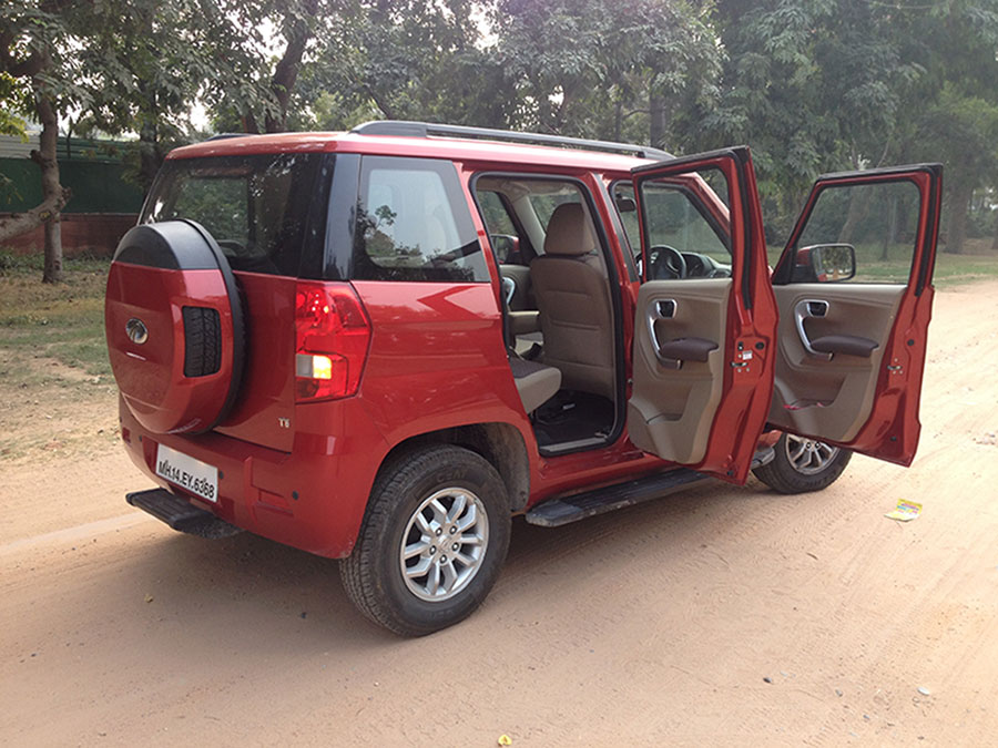 Mahindra TUV300 Open Doors