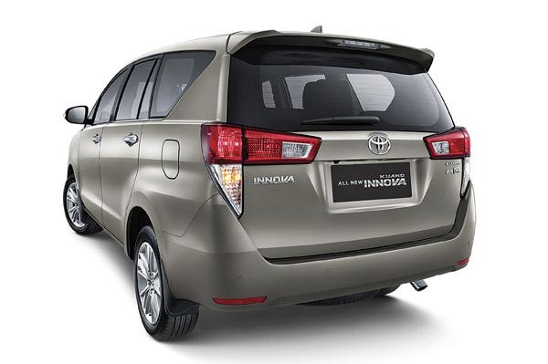 New Toyota Innova Photo 3