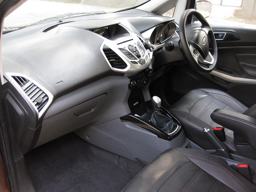 New-Ford-EcoSport-Interior-2