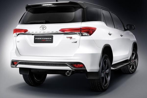 Toyota Fortuner SUV Sportiva TRD variant India