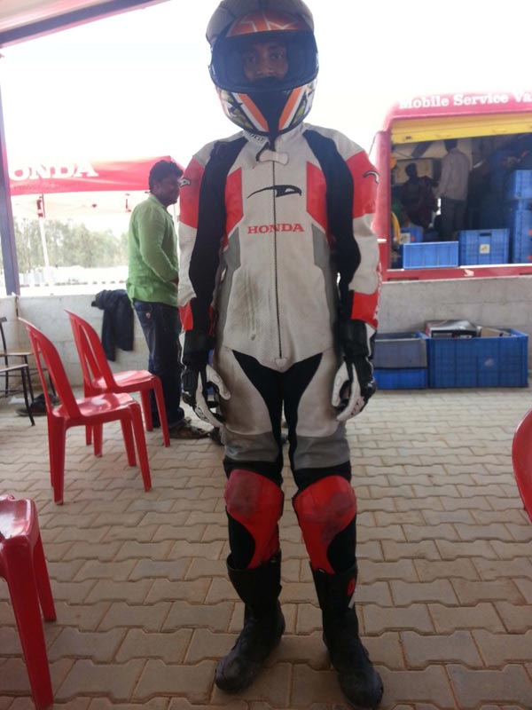 2-Gautam-on-Riding-Gear-Gaa