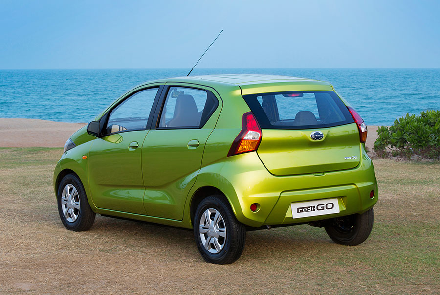 Datsun RediGo photo rear angle