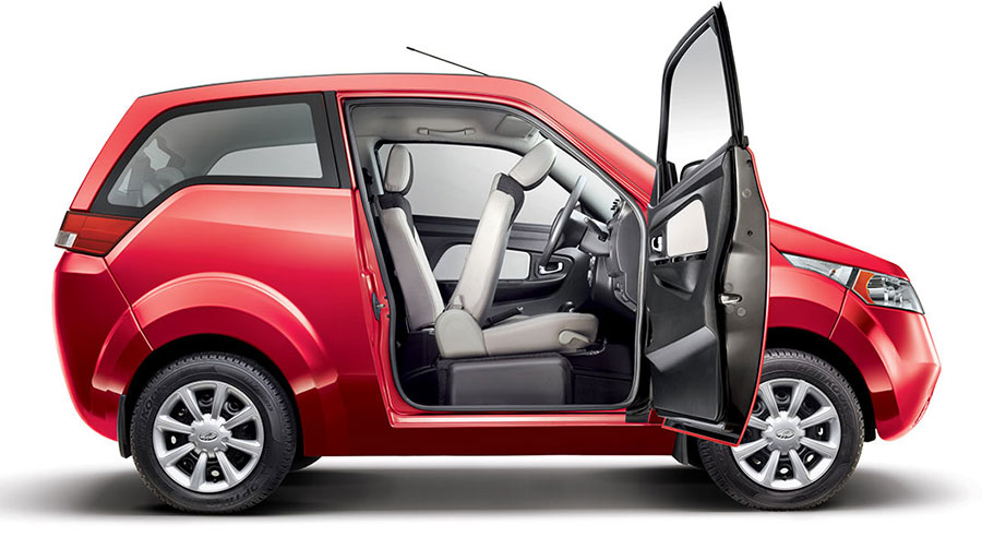 Mahindra e2o in Red color