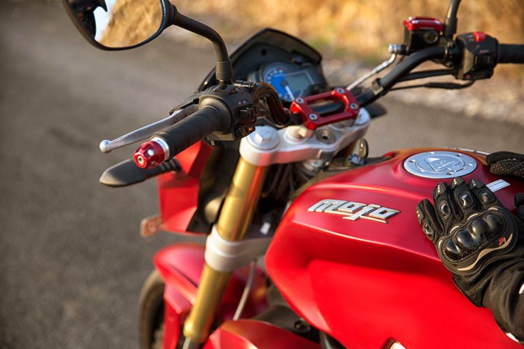 Mahindra Mojo Ride
