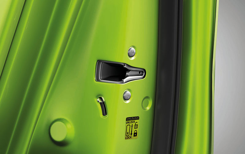 New-Maruti-Alto-800-Rear-Child-Locker