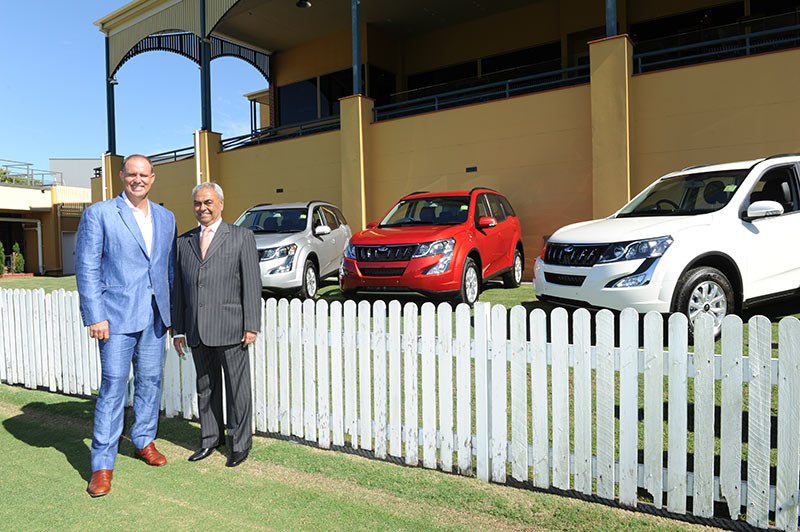 Mahindra XUV500 AT Australia