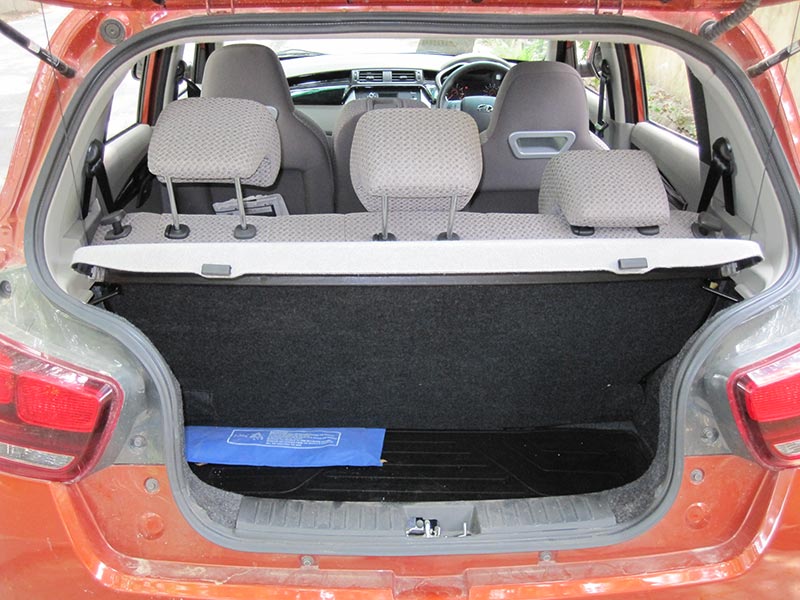Mahindra-KUV100-Boot-Space