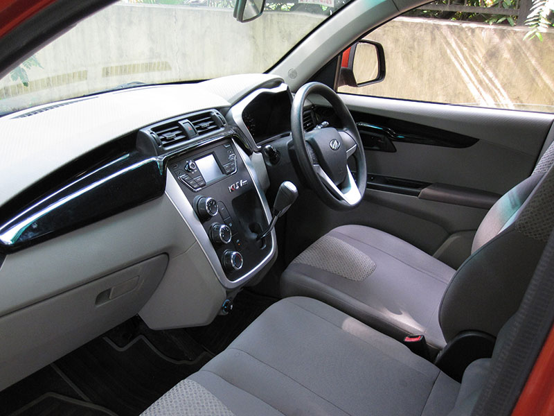 Mahindra KUV100 Seats and Interiors
