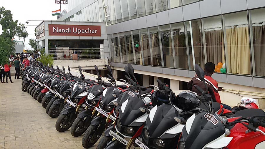 10-Mojo-Riders-Nandi-Upchar