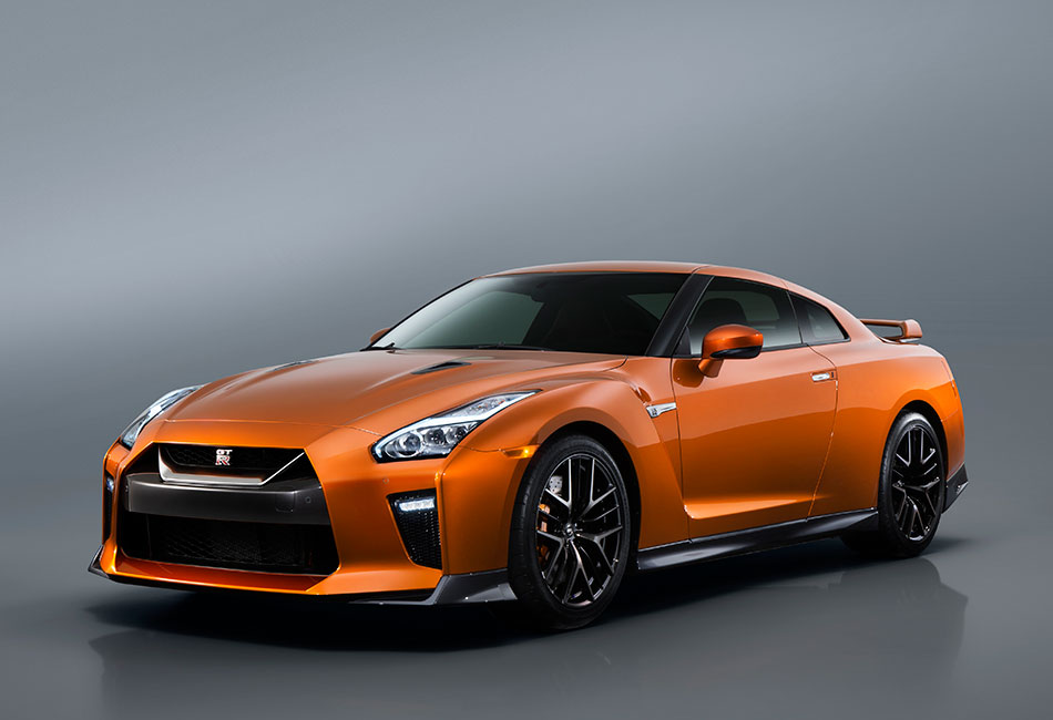 2017 Nissan GT-R Photos (Exterior)