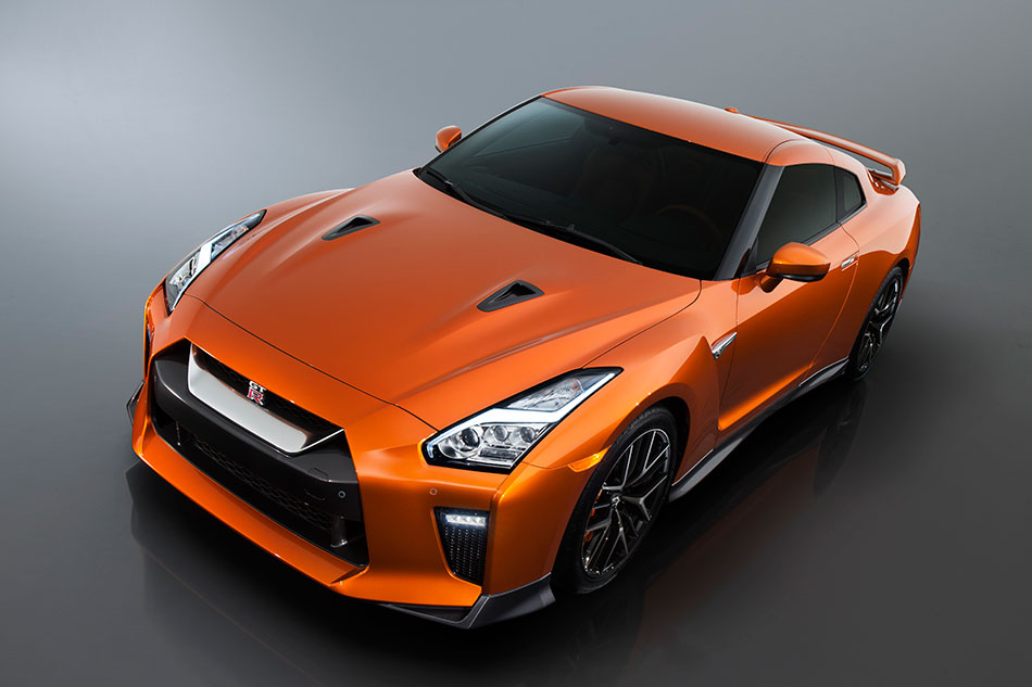 2017 Nissan GT-R Photos (Exterior)