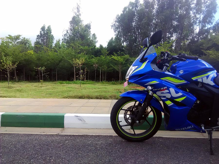 suzuki gixxer sf wallpapers