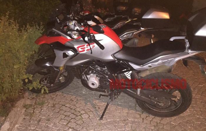 BMW G310S Red Silver Color
