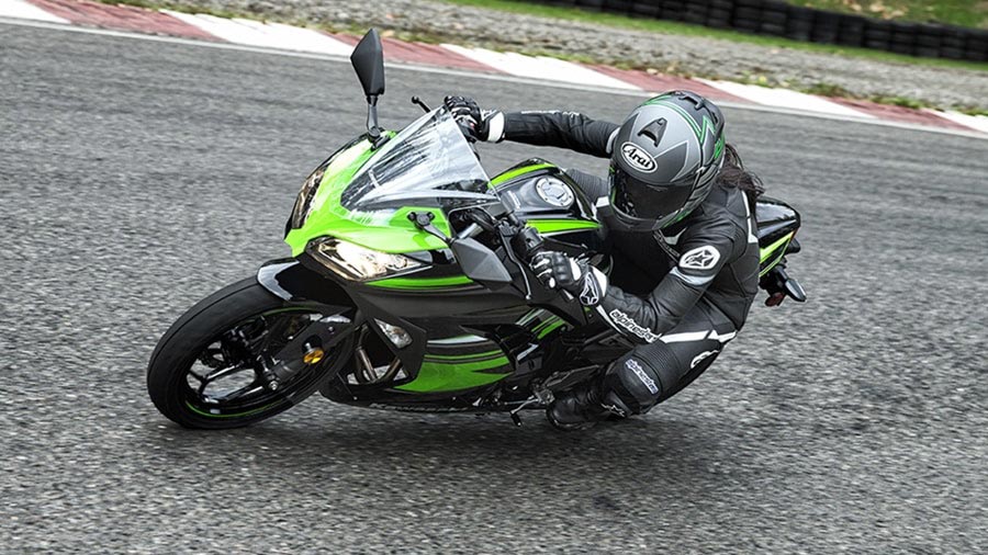 Kawasaki Ninja 300 KRT edition Black Green Photos