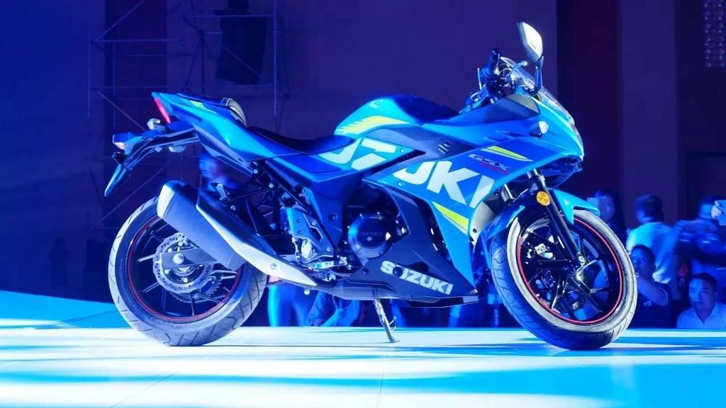 suzuki-gixxer-250-gsx-250r