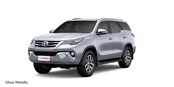 new-toyota-fortuner-silver-metallic-color