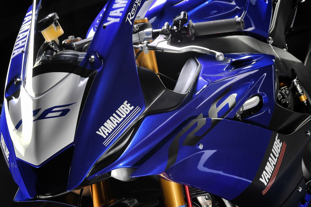Yamaha R6 Photos Headlight