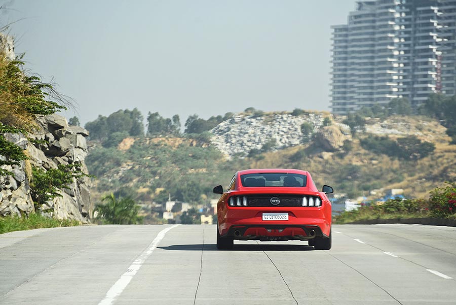 ford-mustang-rear-photo-bangalore