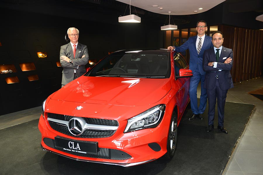 mr-roland-folger-md-ceo-mercedes-benz-india-mr-michael-jopp-vp-sales-marketing-mercedes-benz-india-mr-tushar-kumar-ceo-silver-arrows-at-the-dealership-launch-in-delhi