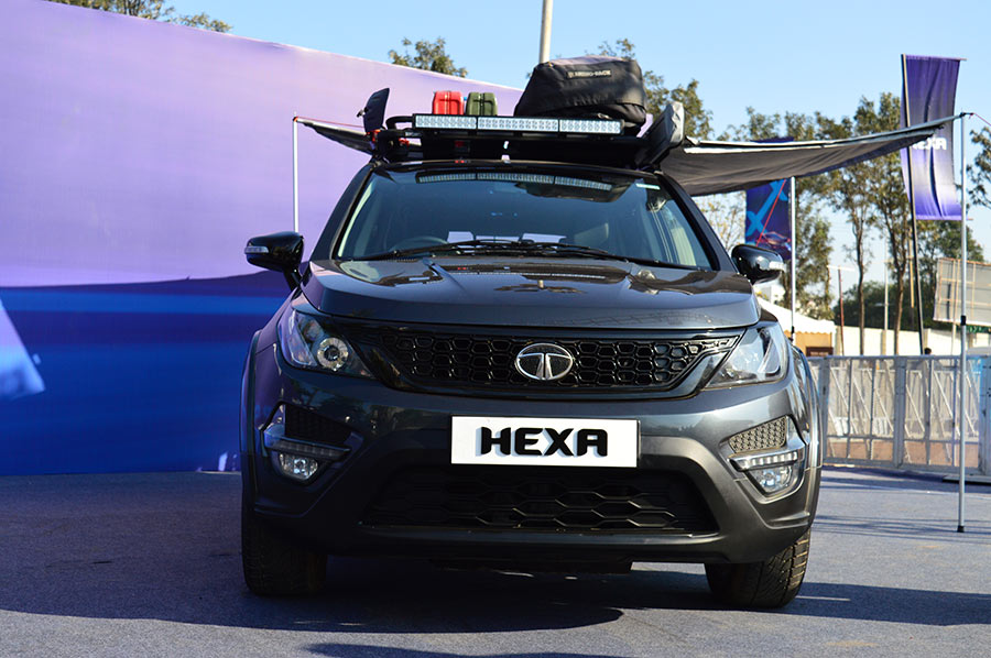 tata-hexa-camping