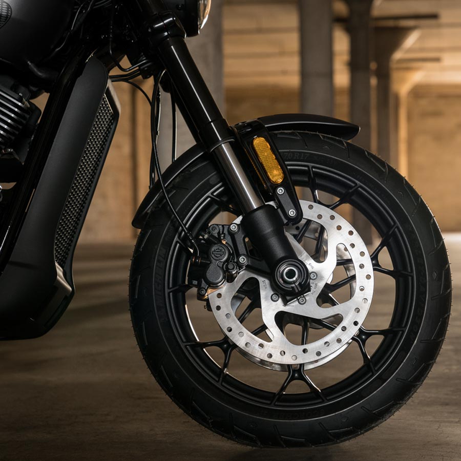 Harley-Davidson Street Rod 750