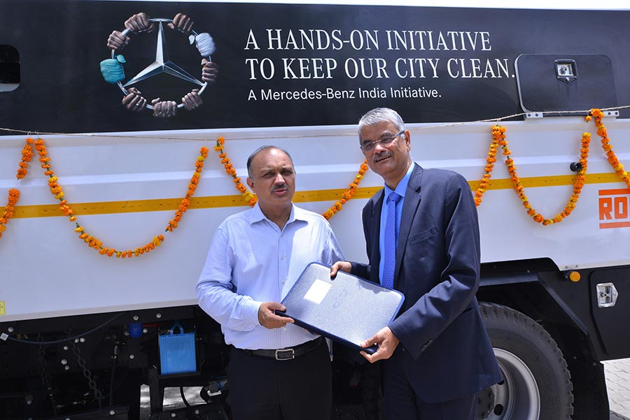 Mercedes-Benz Clean City Truck 2