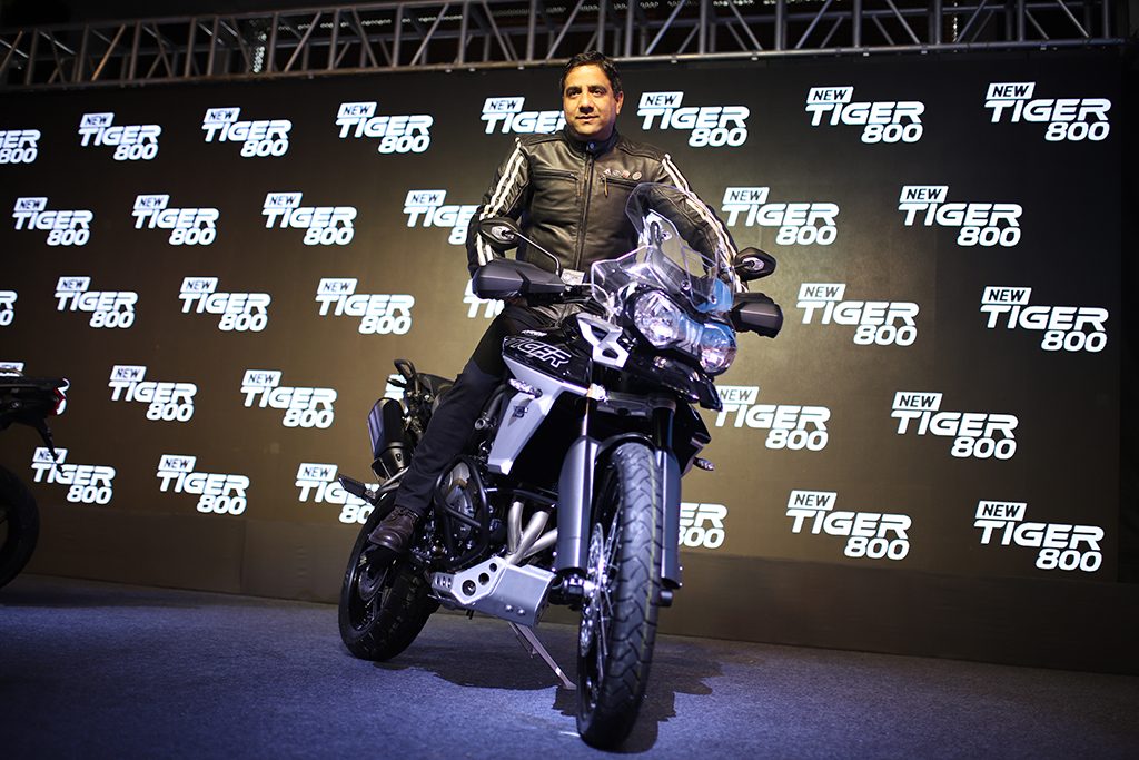 triumph tiger 800