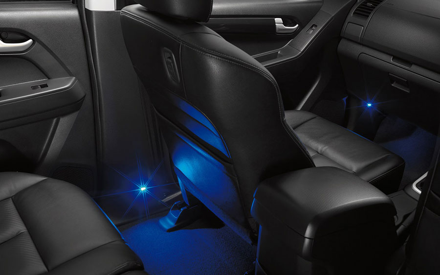 ISUZU V-Cross Limited 30 Jonty Rhodes