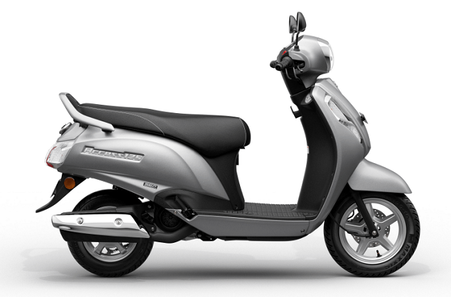 2023 Suzuki Access 125 Silver Color Option (Metallic Matte Platinum Silver No,2) 2023 Access 125 Silver Color Standard Variant