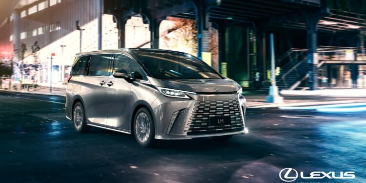 Lexus LM