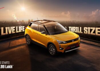 Mahindra XUV300 W2