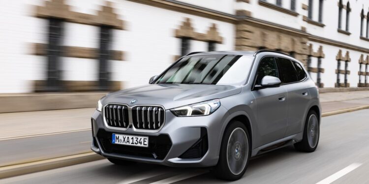 BMW iX1