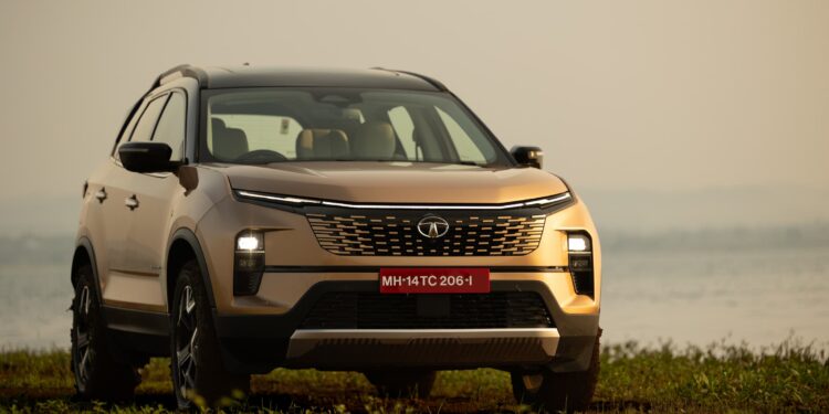 2025 Tata Safari Petrol Variant