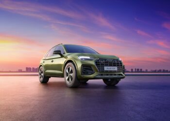 Audi Q5 Bold Edition Photos
