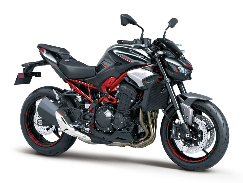 New 2025 model Z900 Kawasaki Red Color
