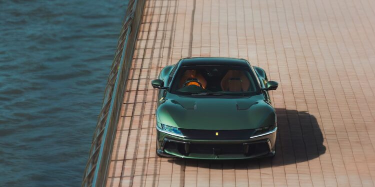Ferrari 12 Cilindri Mumbai