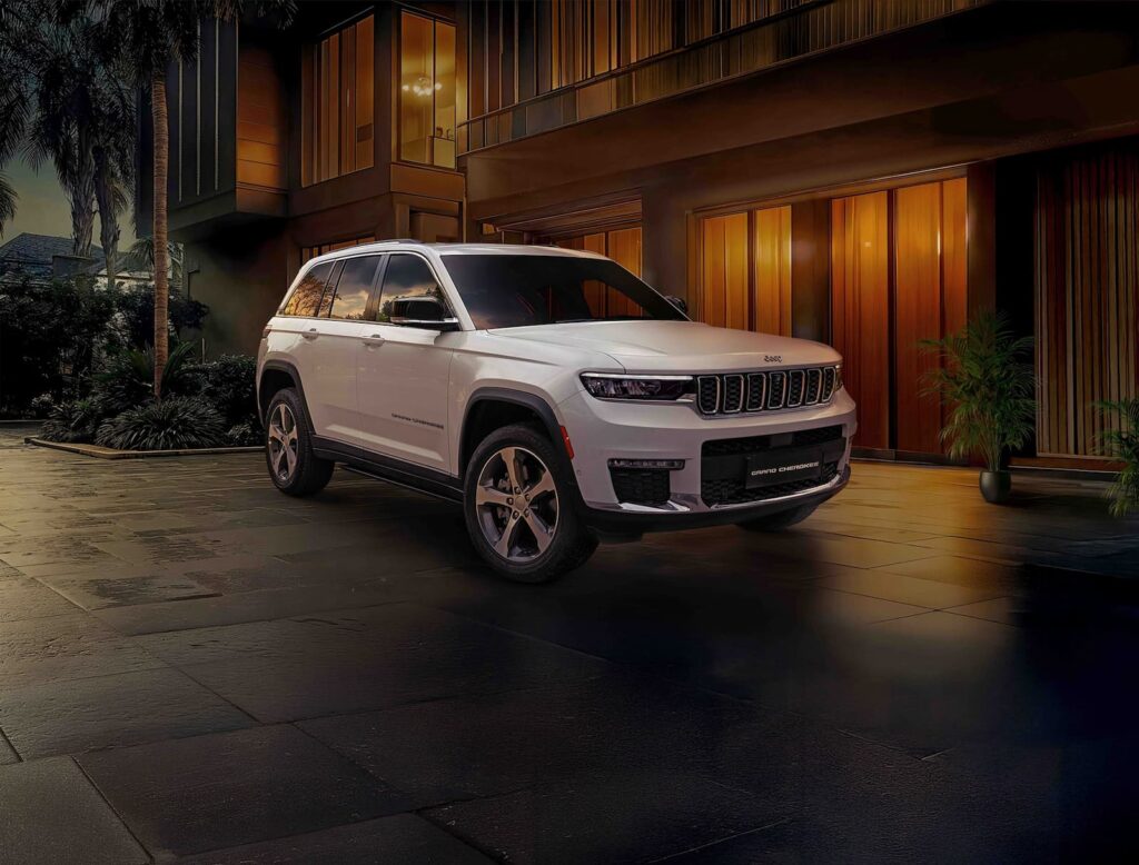 Jeep Grand Cherokee Signature Edition 2025 model