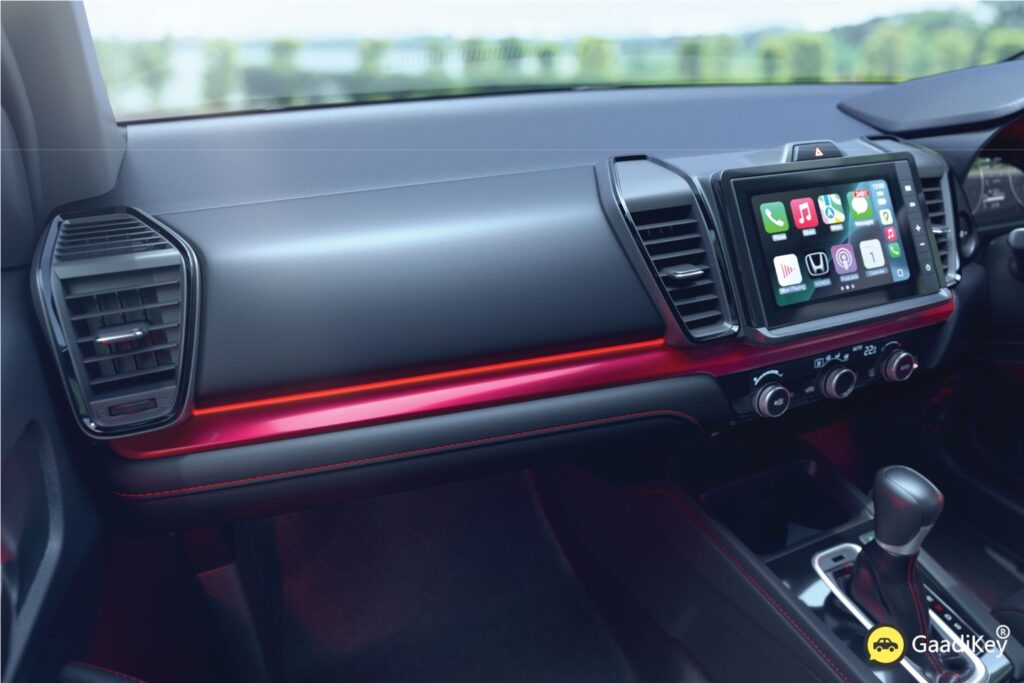 2025 Honda City Sport center console with glossy black AC vents and infotainment screen