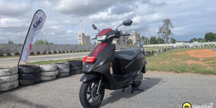 Suzuki e Access Detailed Review Suzuki Access Electric Photos