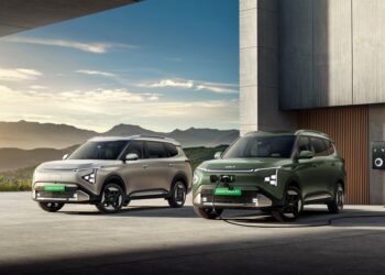 Kia Carens Clavis