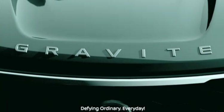 Nissan GRAVITE Photos
