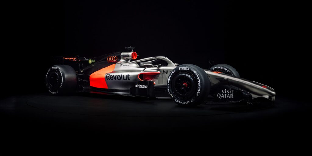 Audi R26 Race 